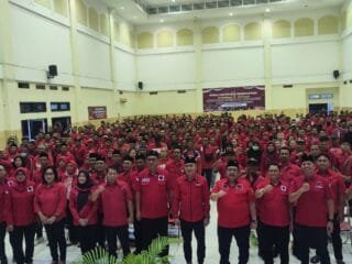 PDIP Pedurungan Panaskan Mesin Politik, Lantik 800 Pengurus untuk Rebut Kembali 5 Kursi