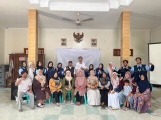 Dorong Legalitas dan Daya Saing UMKM, KKN-MIT 22 Posko 182 Gelar Sosialisasi dan Edukasi PIRT di Pucangrejo