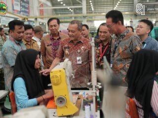 Geliat pembangunan infrastruktur dan ekonomi Jawa Tengah terus melesat di usia ke-81.