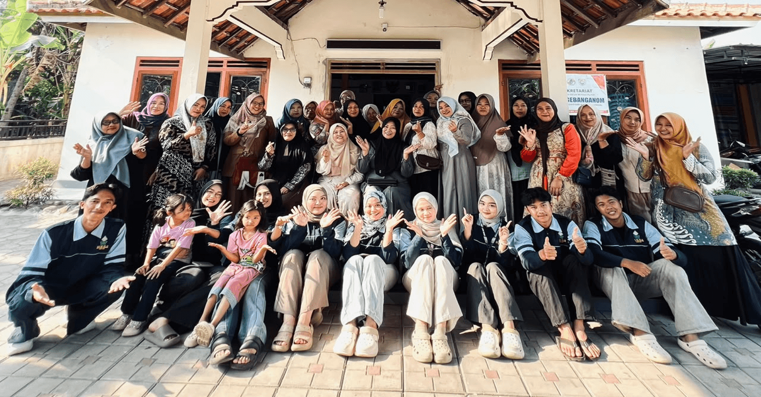Mahasiswa KKN MIT-157 UIN Walisongo sosialisasi pencegahan KDRT di Balai Desa Gebanganom.