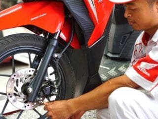 Astra Motor Jateng Bagikan Tips Aman Rawat Rem Motor