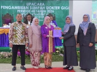 Upacara Pengambilan Sumpah Dokter Gigi FKG Unissula.