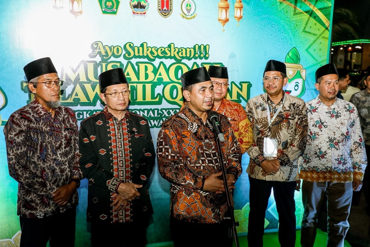Wagub Jateng Taj Yasin persilakan warga hadiri pembukaan MTQ Nasional di Simpang Lima.