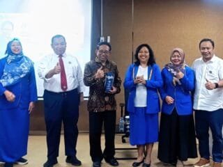 Dorong Publikasi Jurnal Q1, FEB Udinus Gandeng Pakar UiTM Malaysia