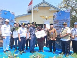 KAI Rayakan HUT ke-81 dengan Salurkan Bantuan Warga di Grobogan