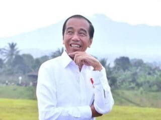Jokowi Tanggapi Gugatan Syarat Pendidikan Gibran di Sidang MK