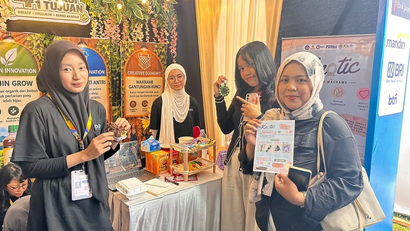 USM Tampilkan Weduzophia dan Knotic di KMI Expo 2026