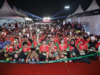 Perdana Digelar, Wali Kota Semarang Agustina Wilujeng Ajak 3.000 Pelari Nikmati Heritage pada Malam Hari