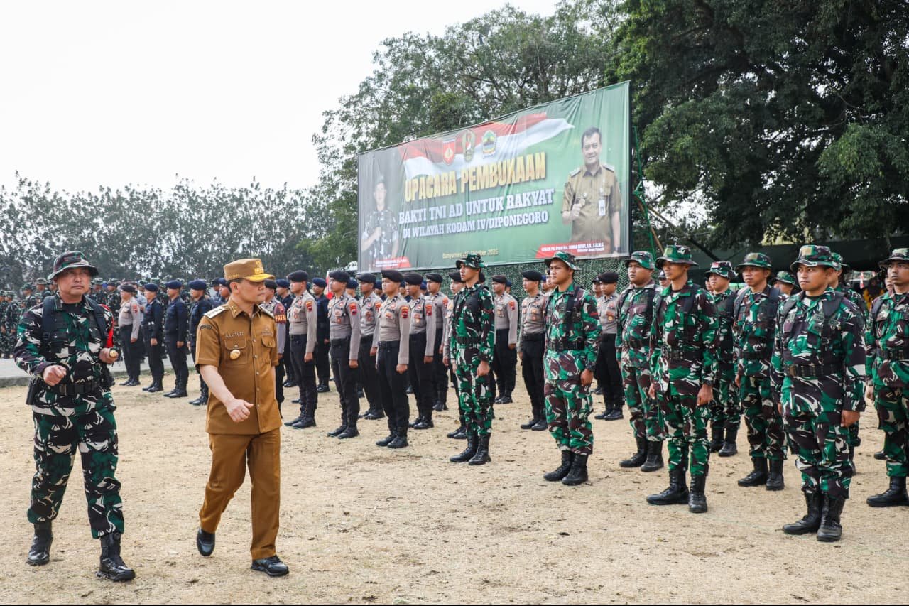 Buka Bakti TNI AD 2026, Gubernur Ahmad Luthfi Tekankan Semangat Collaborative Government