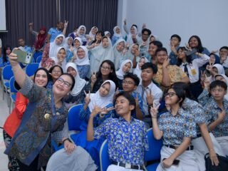 Wali Kota Semarang Agustina Kembangkan Literasi Pelajar Lewat English Speech Contest